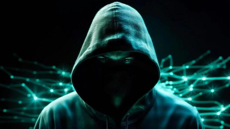 Maharashtra: साइबर जालसाजों ने महिला से की 1.85 करोड़ रुपये की ठगी, जानिए कैसे बनाया शिकार