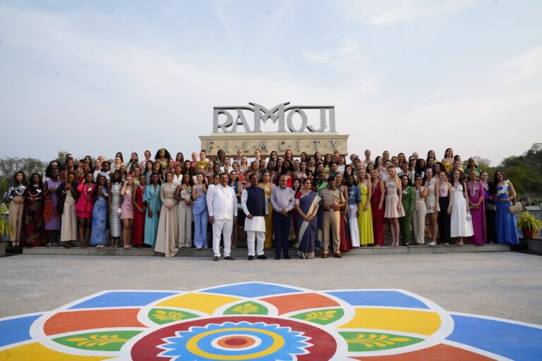 Hyderabad: रामोजी फिल्म सिटी में मिस वर्ल्ड का जलवा, सिनेमाई दुनिया से हुईं प्रभावित